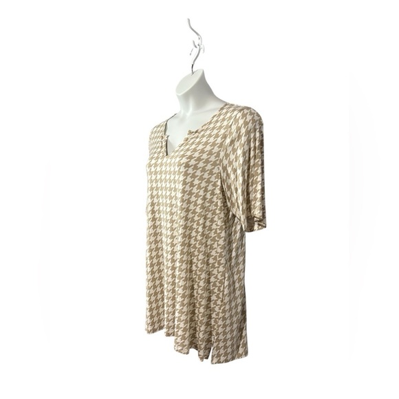 NWOT, Cynthia Rowley, Plus Size Top - Houndstooth Pattern, 1X, Beige, White - Picture 5 of 8